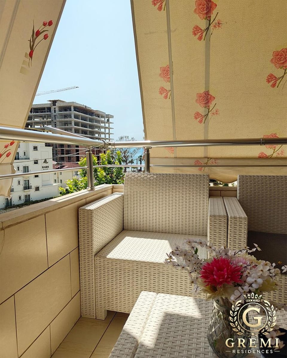 View (from property/room), Balcony/Terrace, Seating area