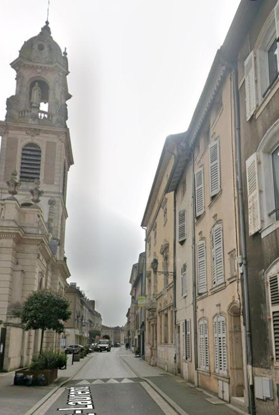 Property building, Street view, Quiet street view