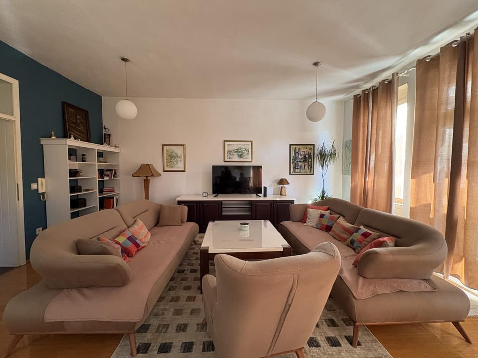 Living room, air conditioner