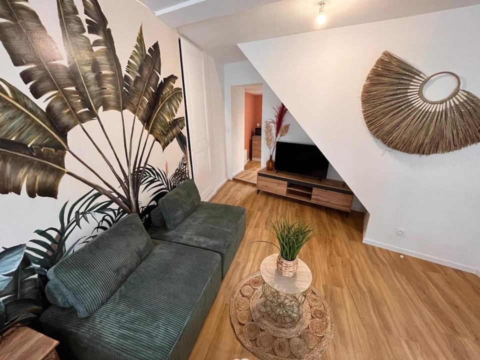 Cocon Jungle Hyper Centre Apartment in Auvergne-Rhône-Alpes