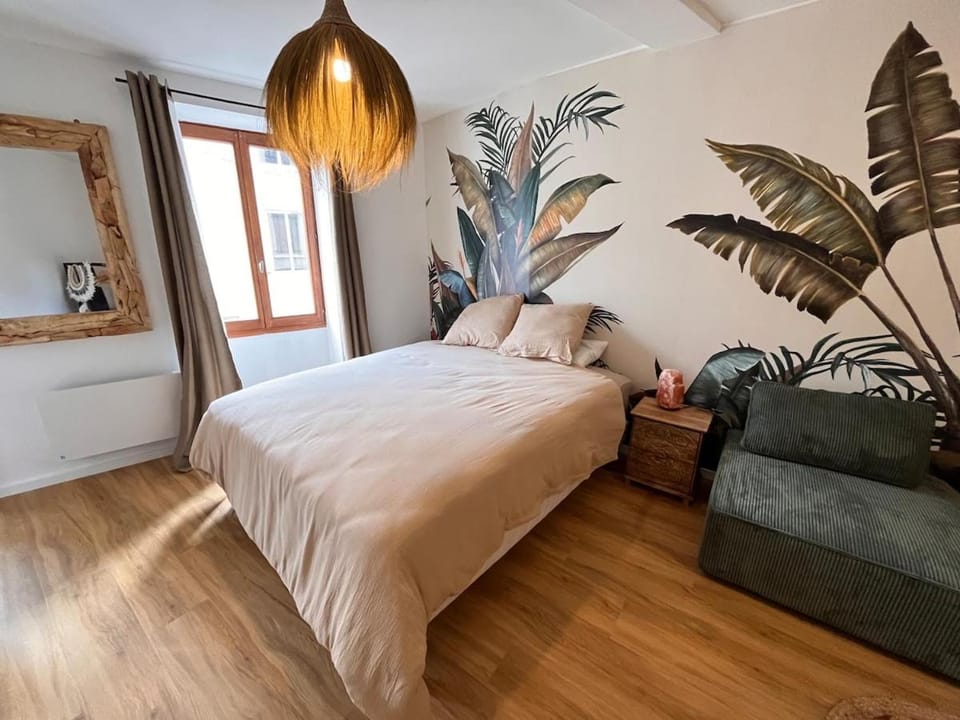 Cocon Jungle Hyper Centre Apartment in Auvergne-Rhône-Alpes