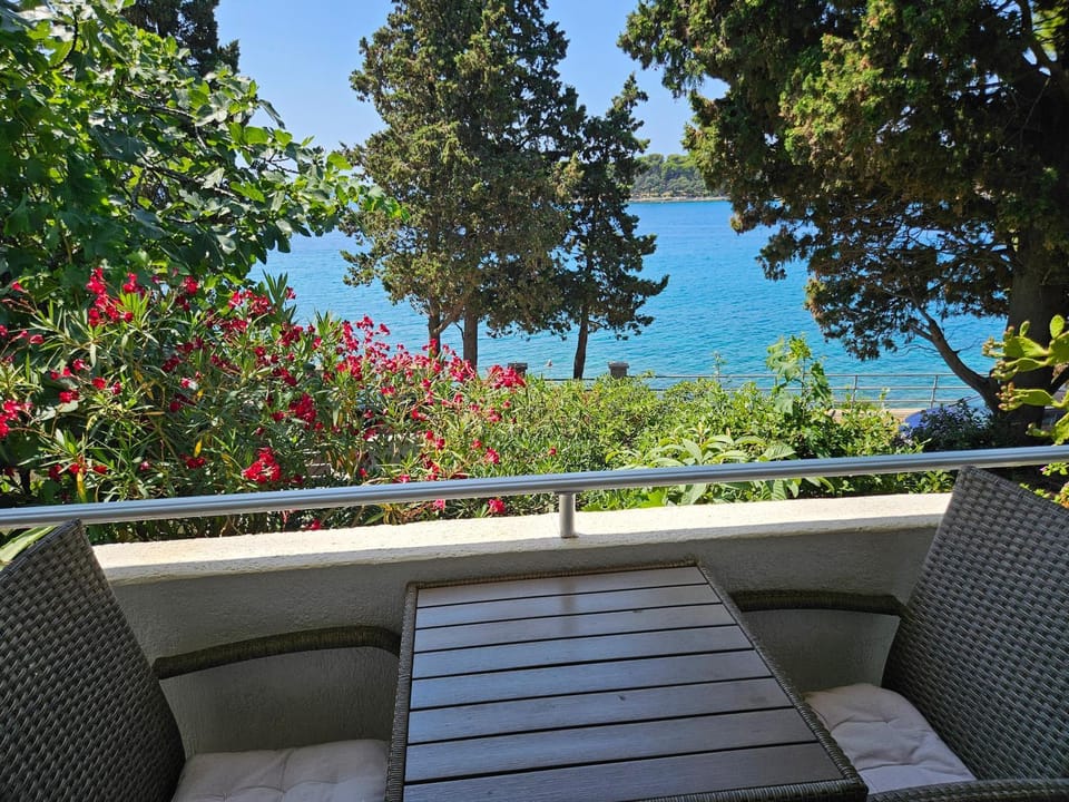 Balcony/Terrace, Garden view, Sea view