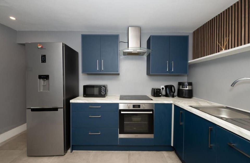 Coffee/tea facilities, Kitchen or kitchenette, dishwasher, oven, pet friendly, stove, toaster