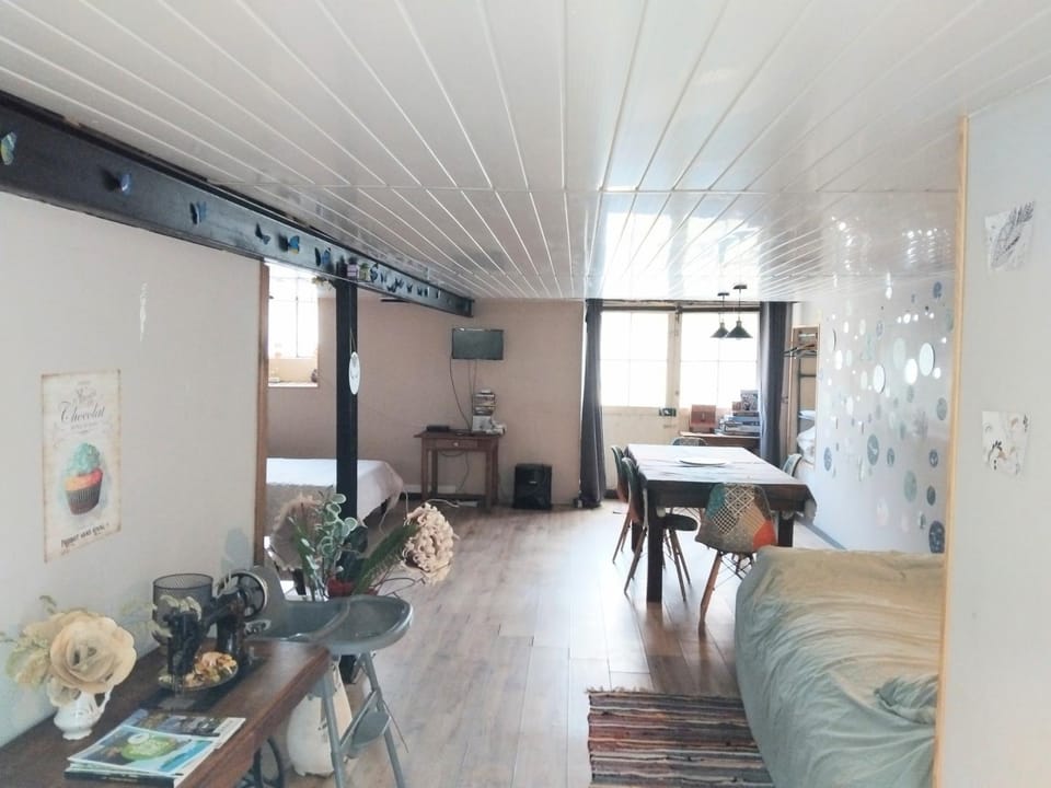 Studio calme avec billard Apartment in Nouvelle-Aquitaine