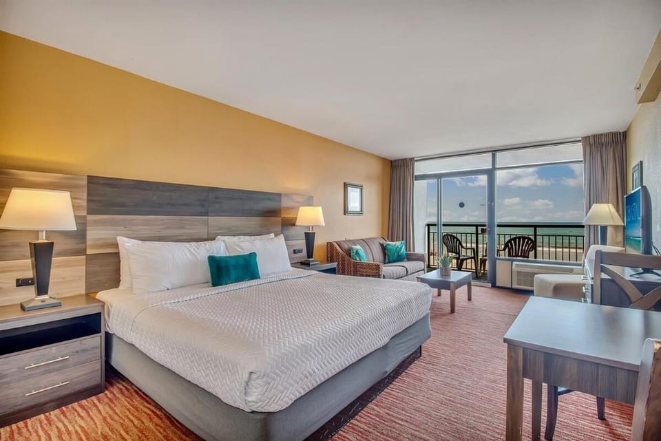 Oceanfront Sea and Sky Haven! L326 Apartment in Myrtle Beach