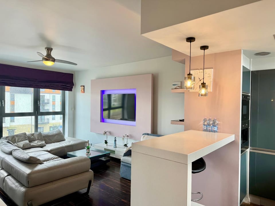 TV and multimedia, Living room