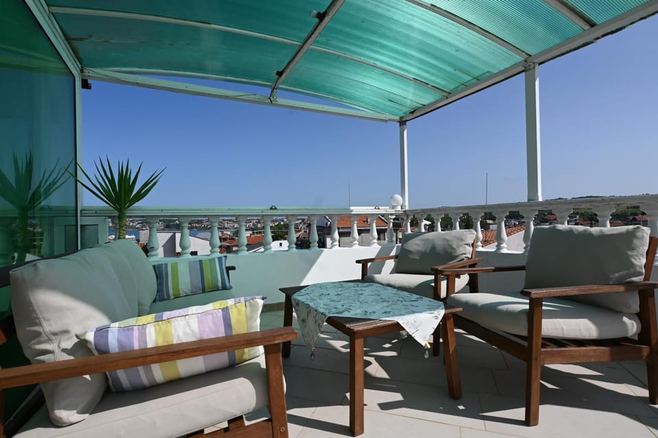 Balcony/Terrace, Seating area, Sea view