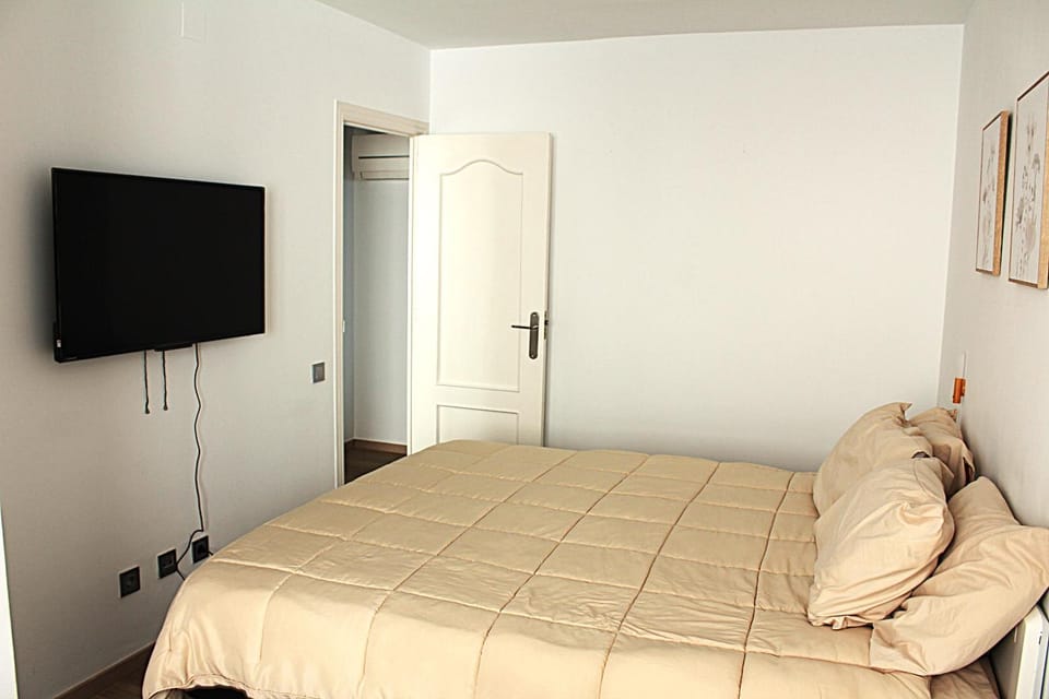 Residentium Spain-Incredible first line flat Levante beach Apartment in Salou