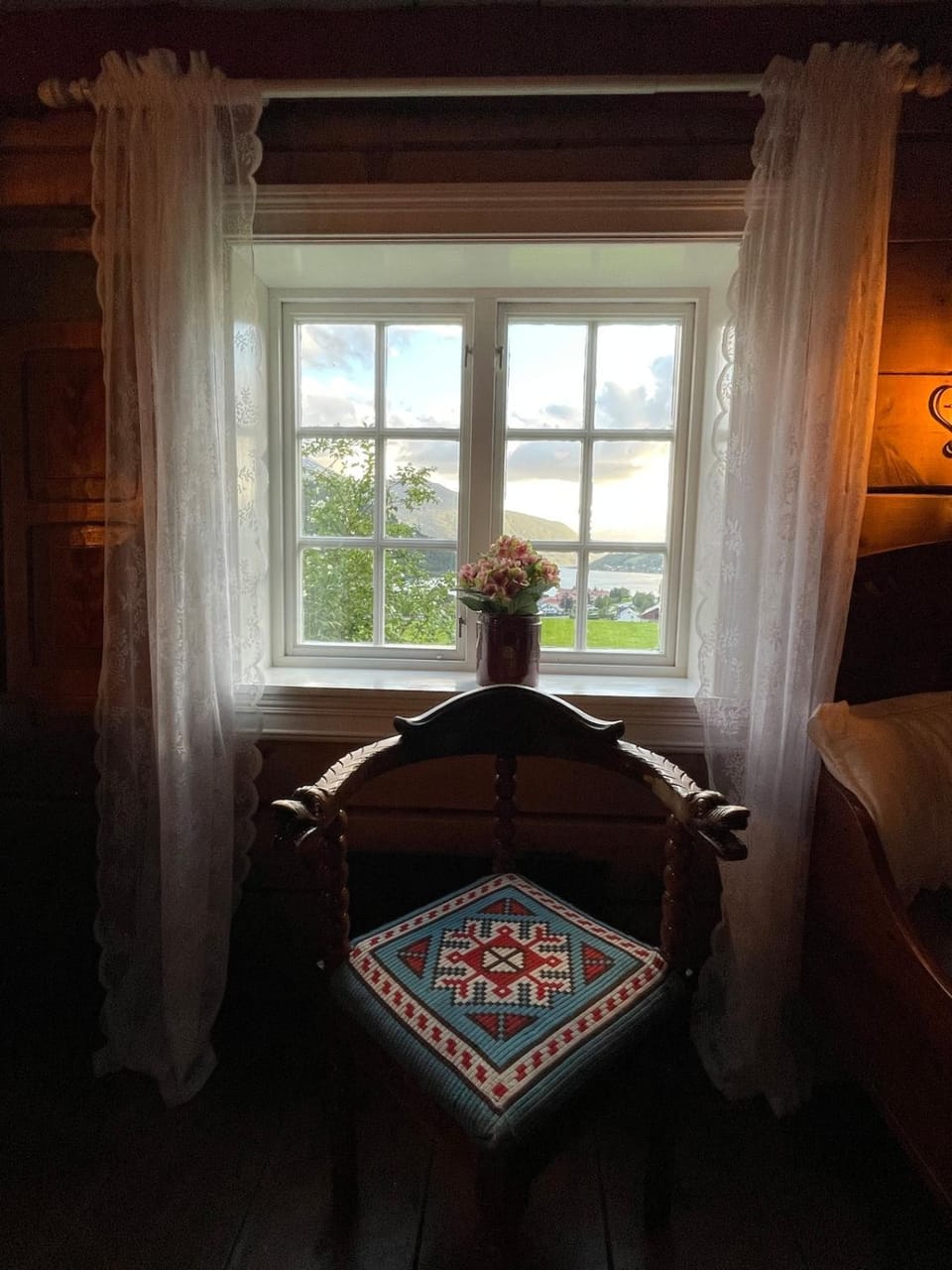 View (from property/room), Living room, Seating area