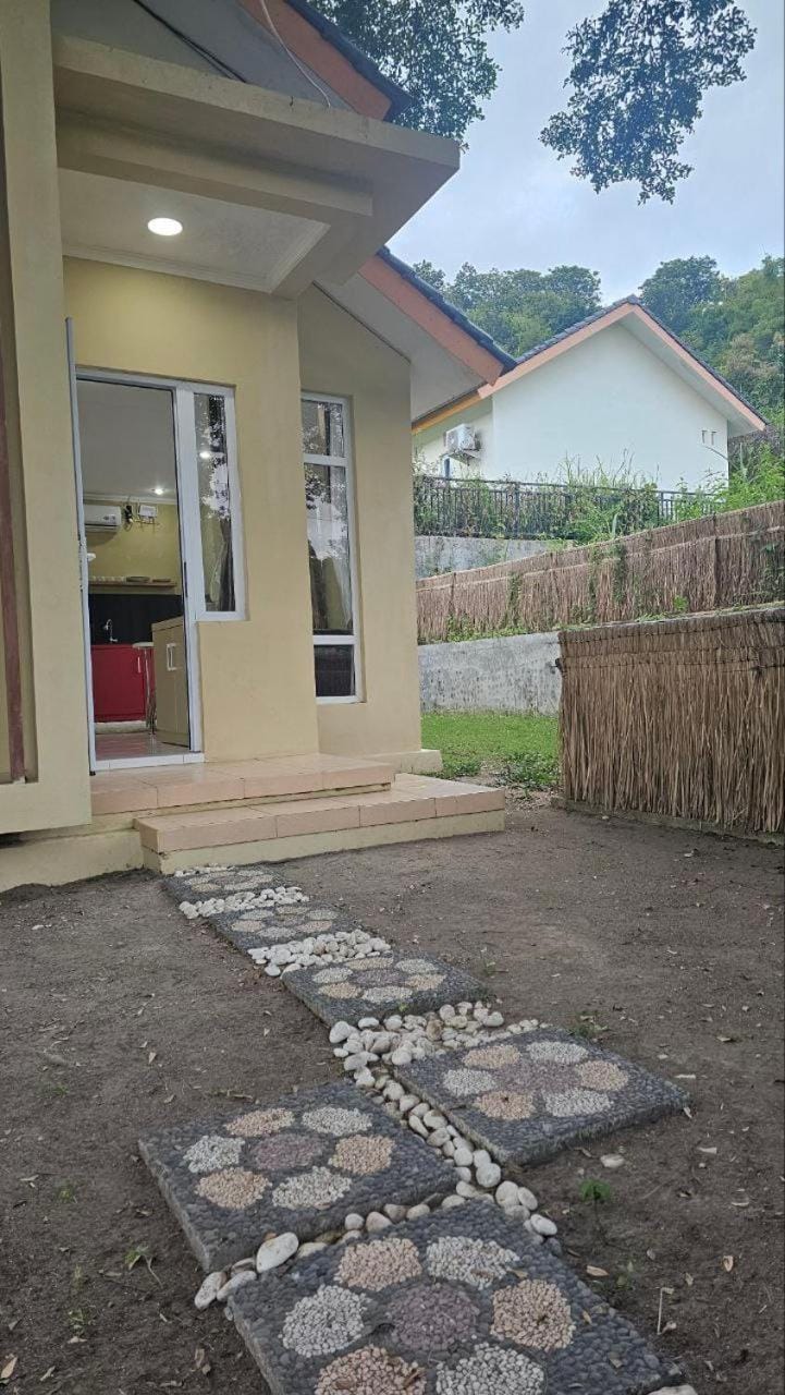 Property building, Facade/entrance, Natural landscape, Garden view