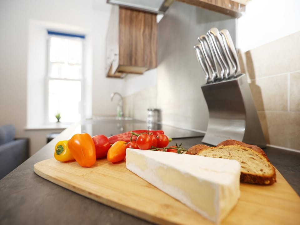 Kitchen or kitchenette, Food and drinks, Food