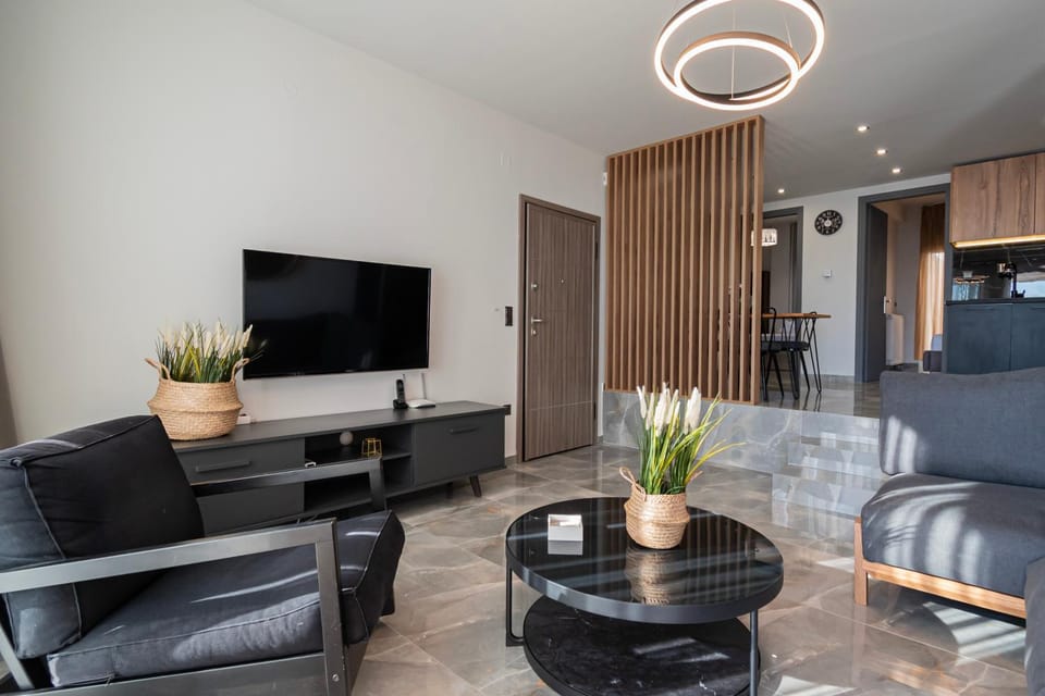 Communal lounge/ TV room, TV and multimedia, Seating area, Evening entertainment