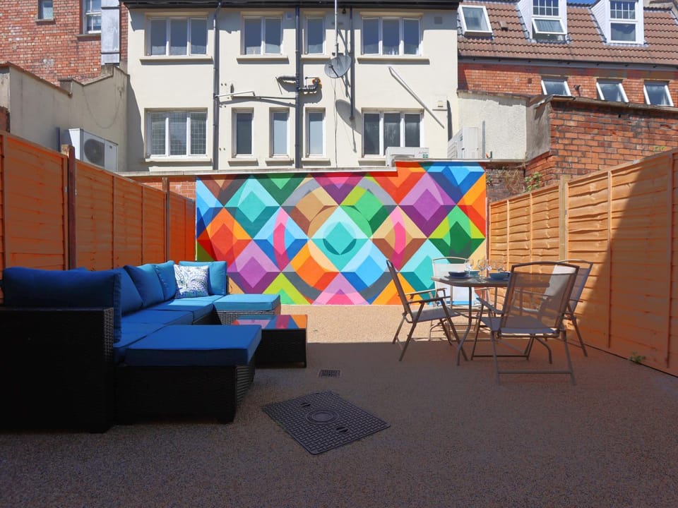 Patio, Seating area