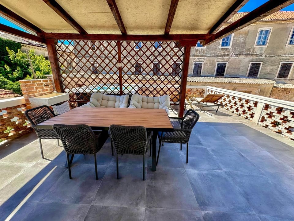 Apartment Karuzz Heated Jacuzzi Apartment in Zadar
