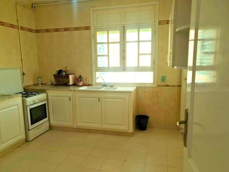 Winter, Kitchen or kitchenette, Dinner, internet, internet, internet, microwave, minibar, oven, pet friendly, stove, toaster