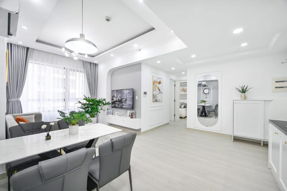 TV and multimedia, Living room, Dining area