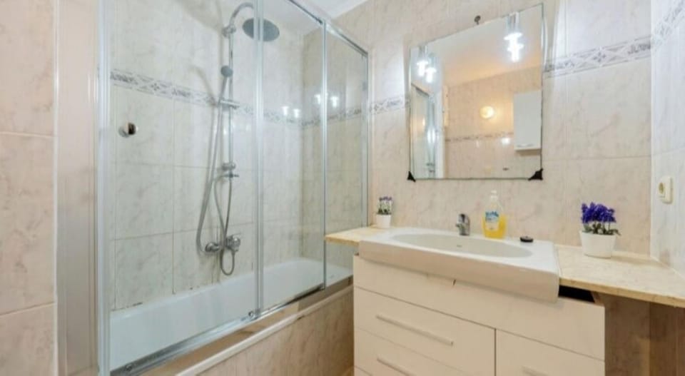 Bathroom, Bath