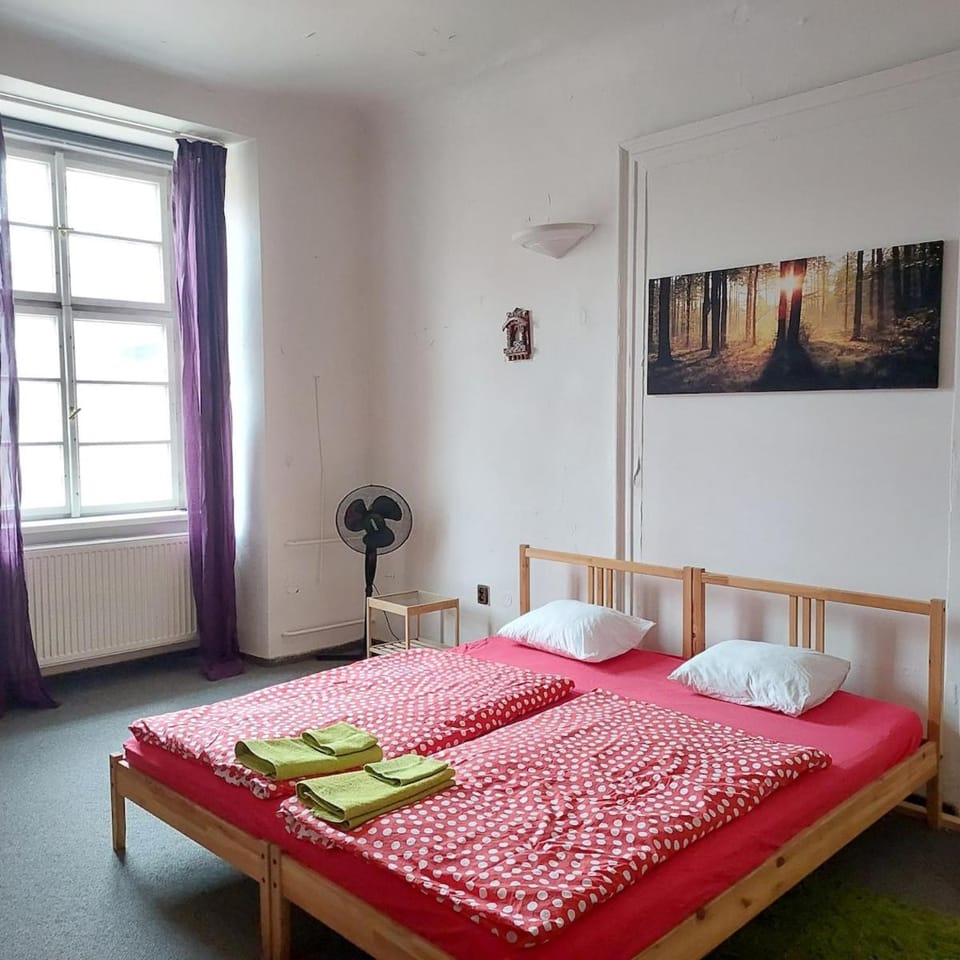 3 min Walk Old Town Center private room C Vacation rental in Prague