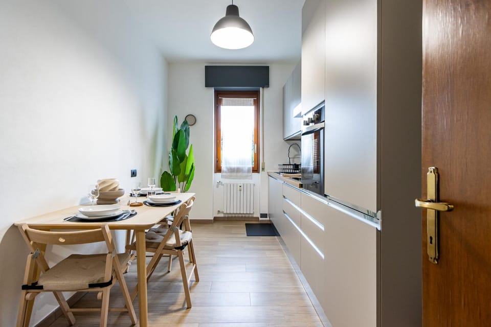 Kitchen or kitchenette, Dining area, dishwasher, stove, kitchen