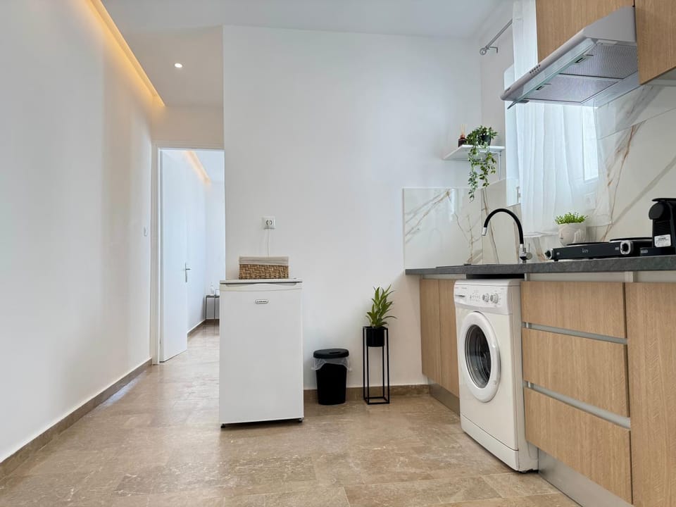 Modern Apartment in Town, 5Min from the Beach - El Greco Apartments No 8 Apartment in Kos