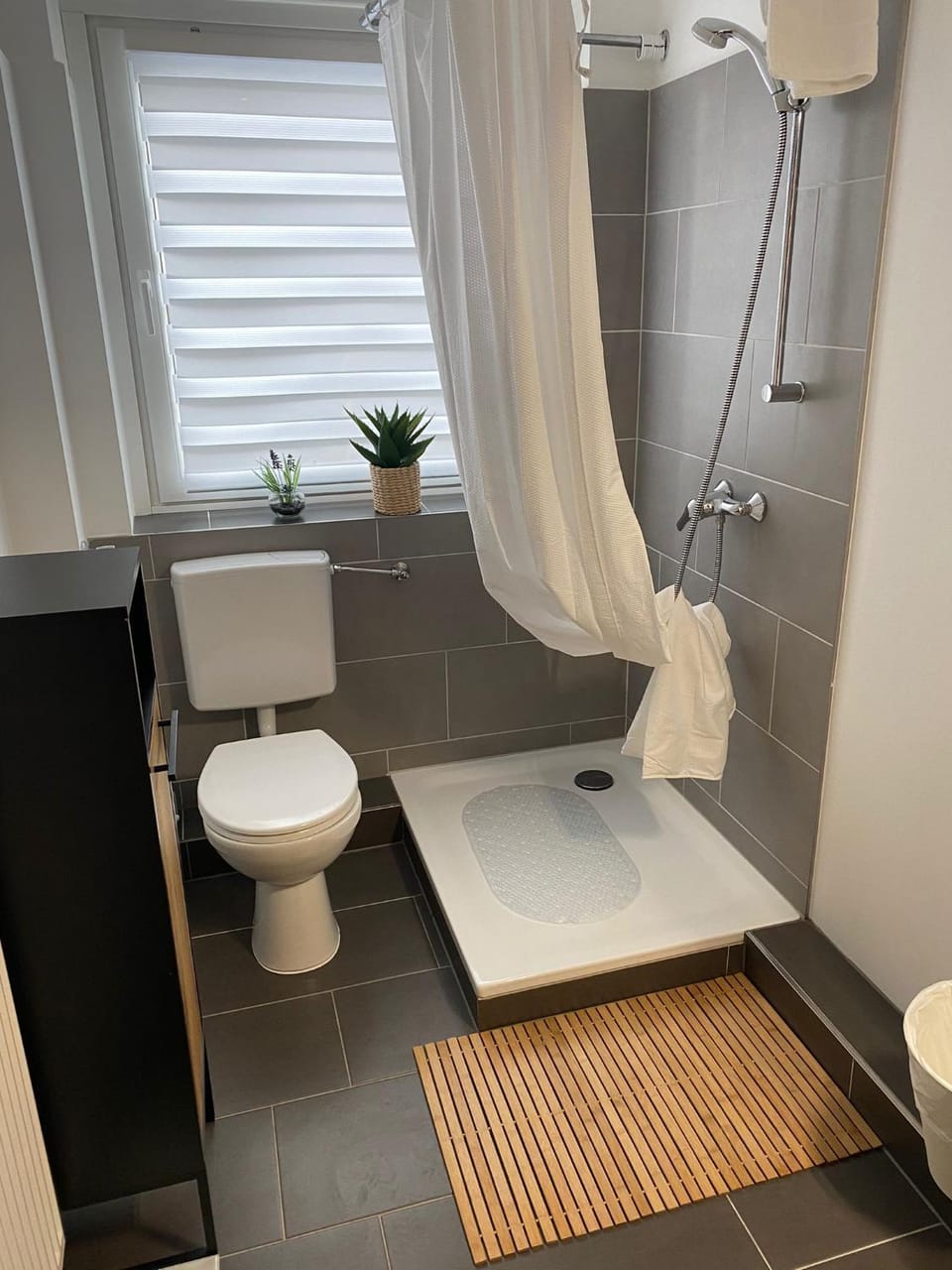 1 Zimmer Ferienapartment mit Parkmöglichkeit und Balkon Apartment in Neumünster