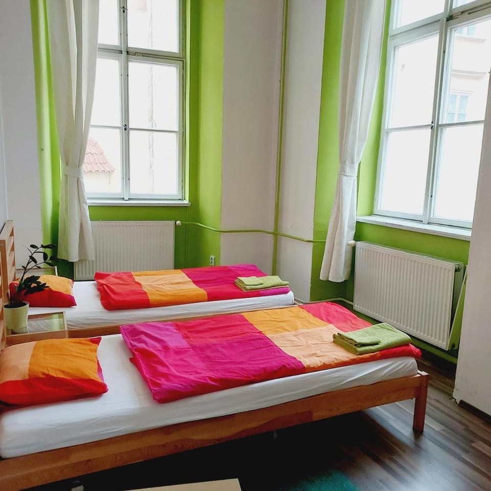 Charles bridge, Old town3 Min walk Private Room E Vacation rental in Prague
