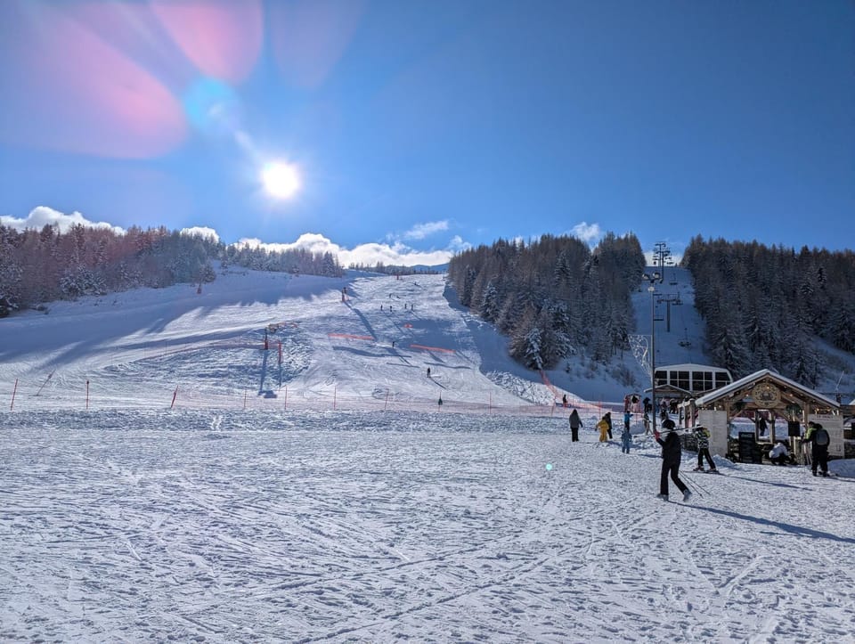 les Rochers Blancs 1 aux pieds des pistes LA JOUE DU LOUP Apartment in Provence-Alpes-Côte d'Azur