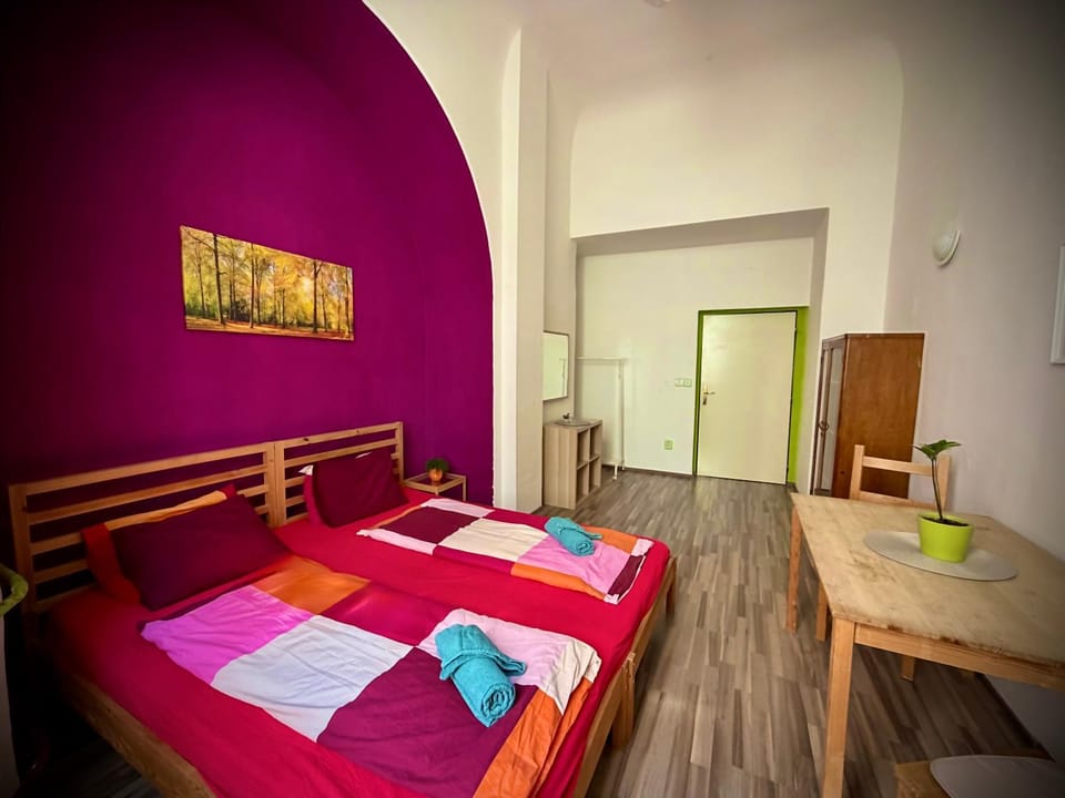 Charles bridge, Old town3 Min walk Private Room F Vacation rental in Prague