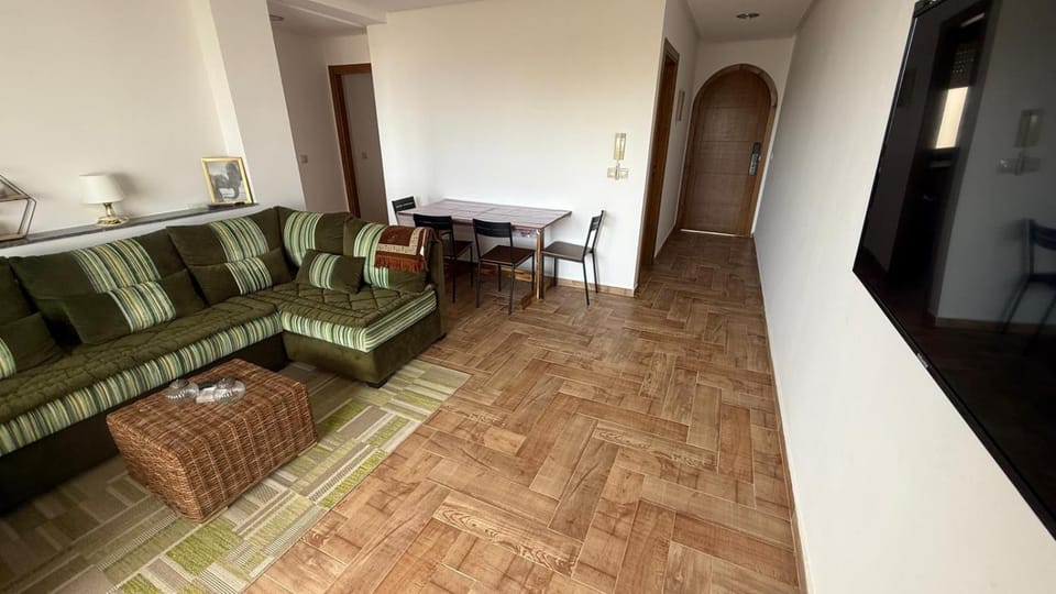 TV and multimedia, Dining area