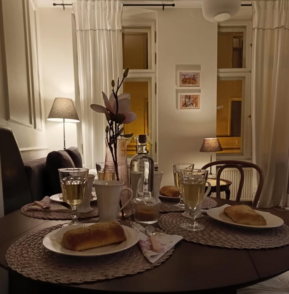 Kamienica Pod Aniołami Szeroka 1 - Bezpłatny Parking Apartment in Greater Poland Voivodeship