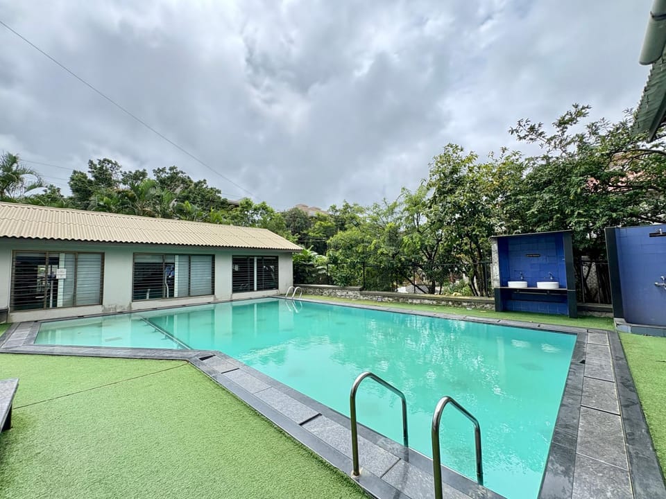 Garden view, Swimming pool