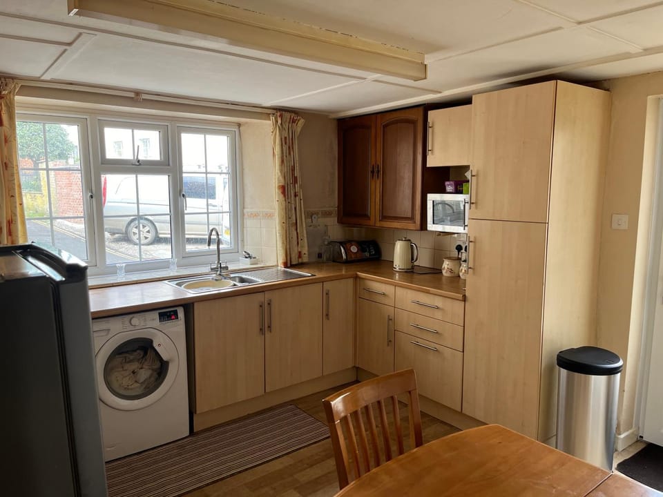 Coffee/tea facilities, Kitchen or kitchenette, pet friendly, washing machine
