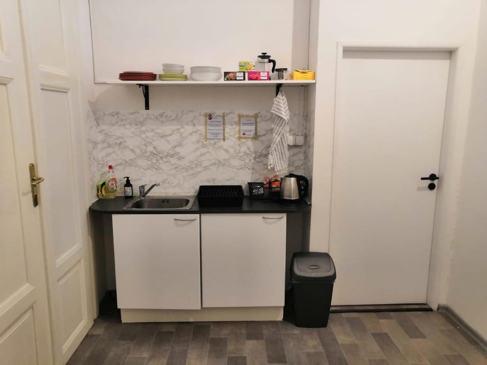 Old Town Center Just in 3 min Walk private room A Vacation rental in Prague