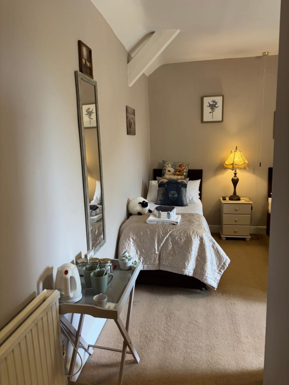 Bed, Coffee/tea facilities, Decorative detail