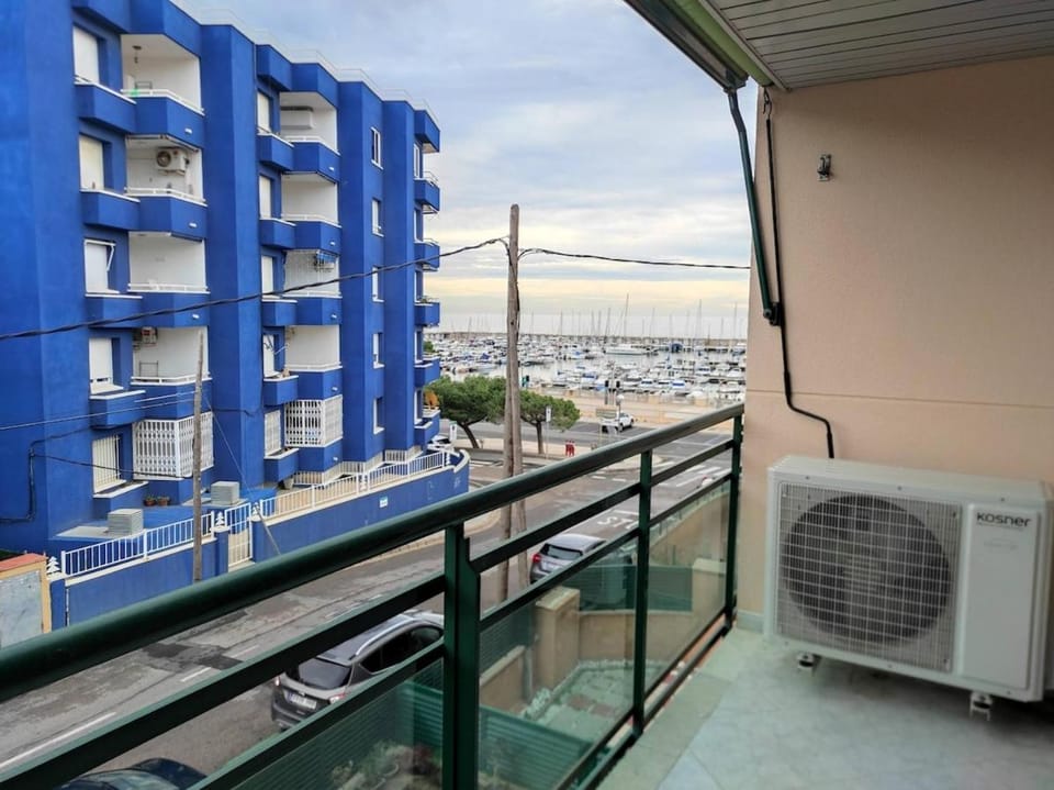 Mar y Montaña II Apartment in Baix Camp