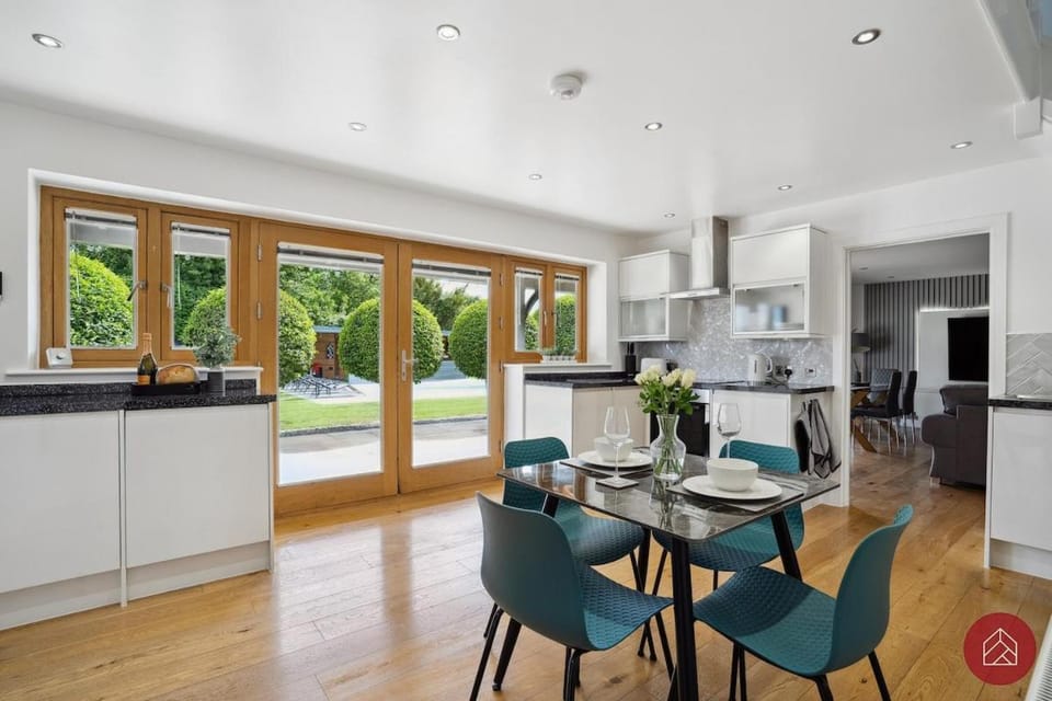 Ingleby Retreat House in West Oxfordshire District