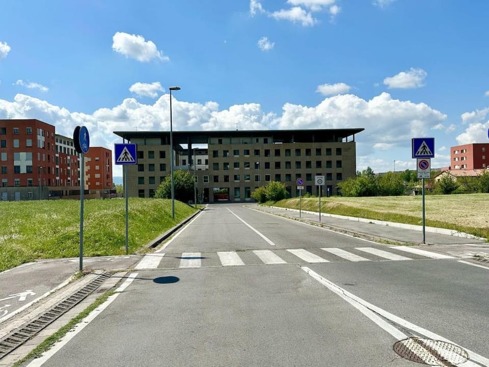 Property building, Street view