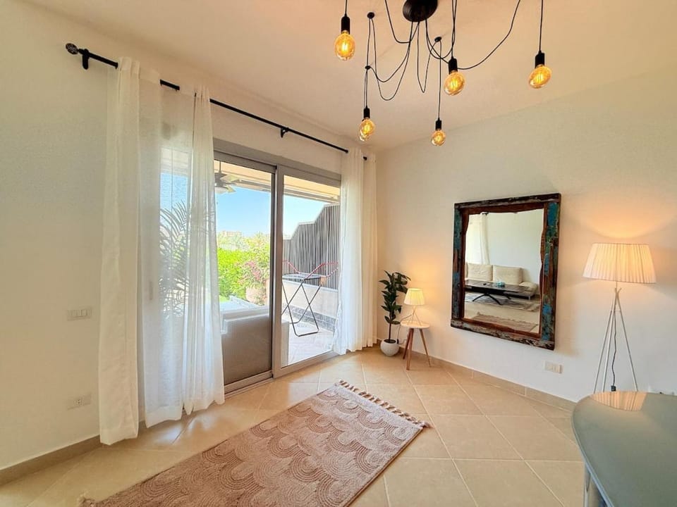 Living room, Photo of the whole room, Seating area