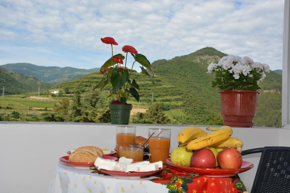 Food and drinks, Breakfast, Continental breakfast