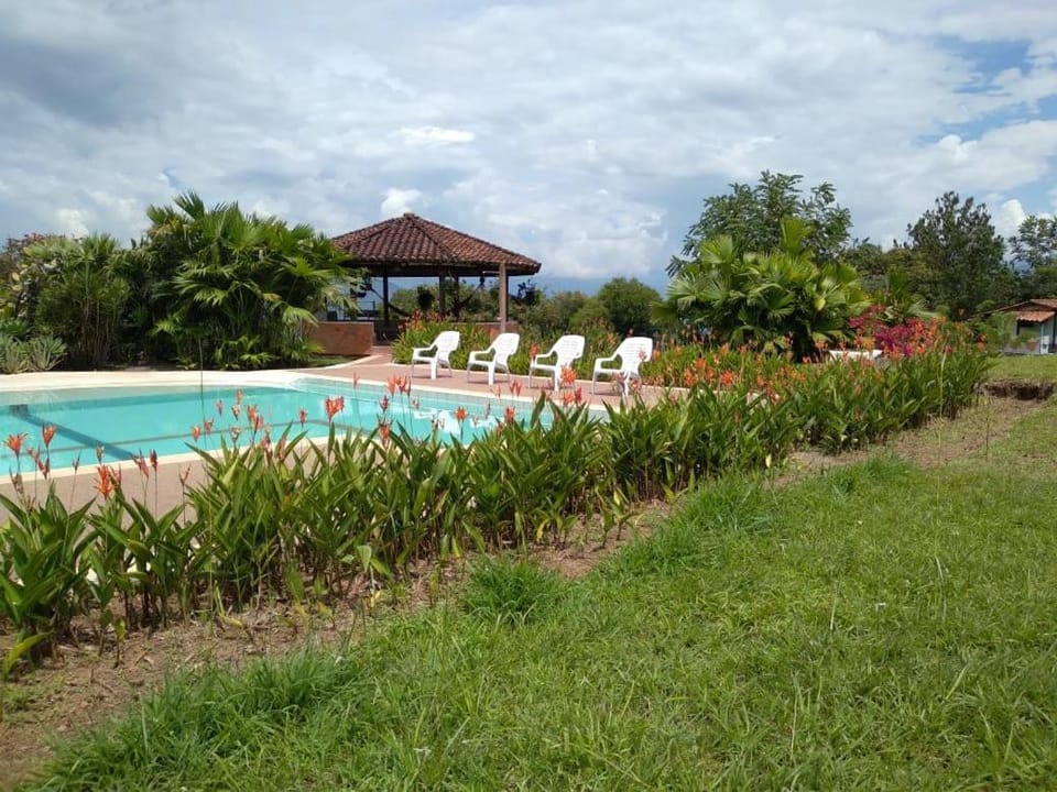 Finca El Aventino House in Caldas, Colombia