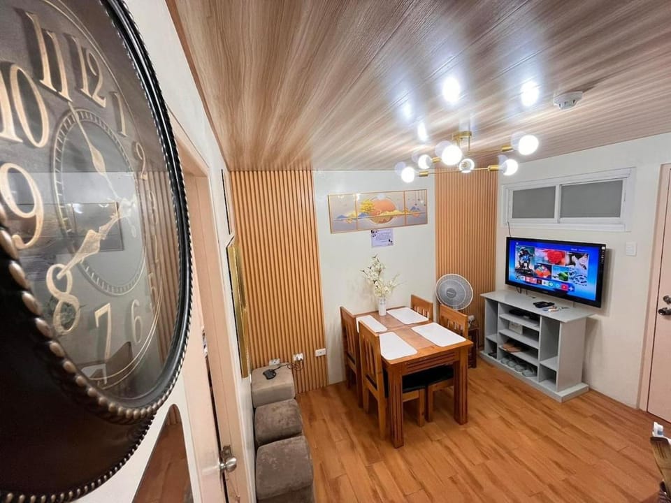 Communal lounge/ TV room, Dining area