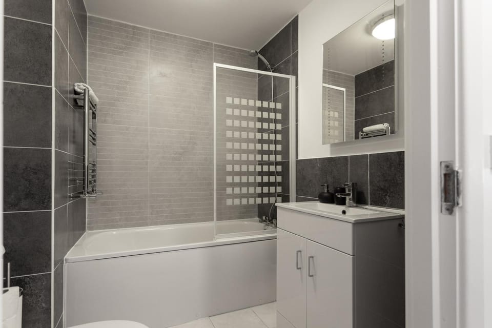Coral Cove Apartment in Bournemouth