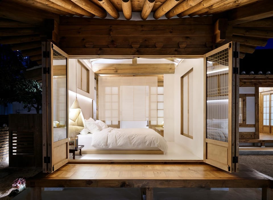 Bed, Night, Photo of the whole room, Bedroom