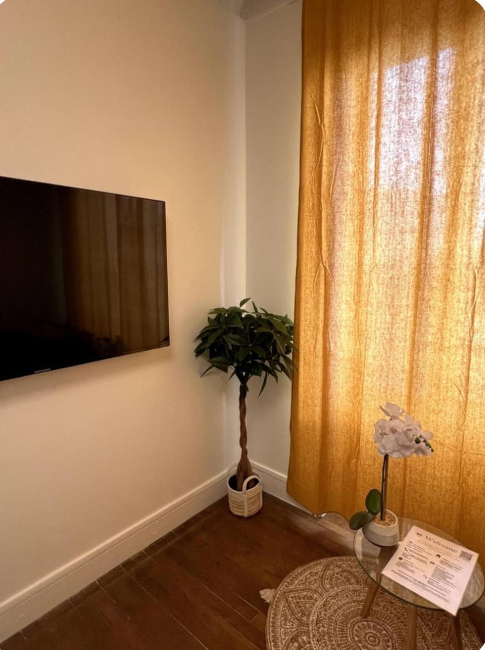 Communal lounge/ TV room, TV and multimedia, Evening entertainment