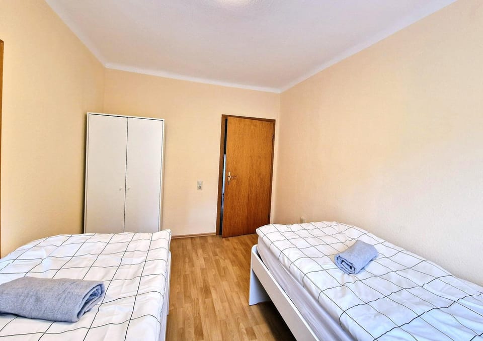 Bed, Photo of the whole room, Bedroom, towels, wardrobe