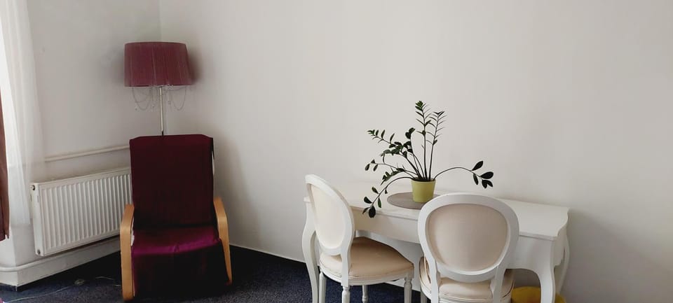 Old Town Center Just in 3 min Walk private room D Vacation rental in Prague