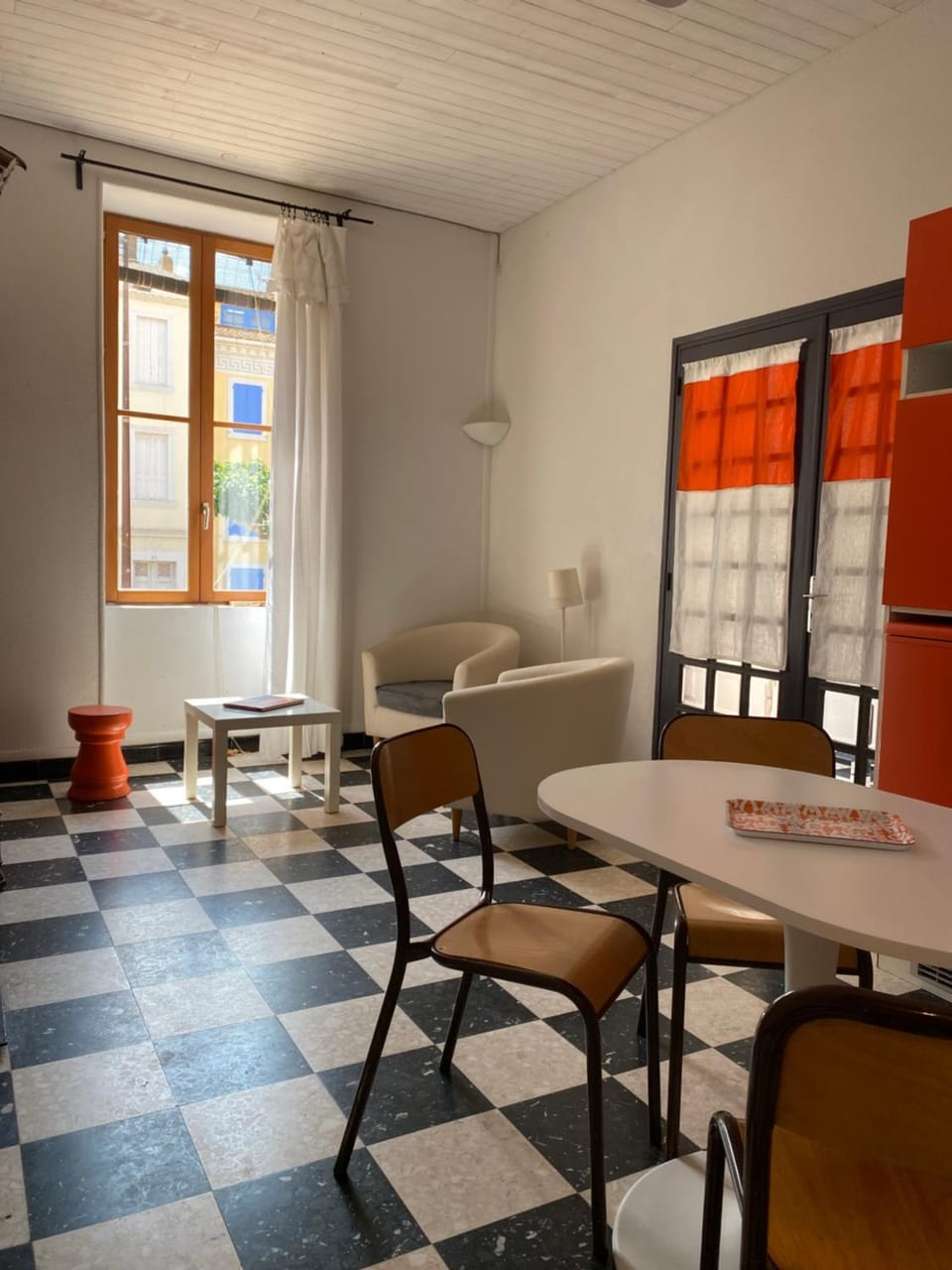 Living room, Dining area