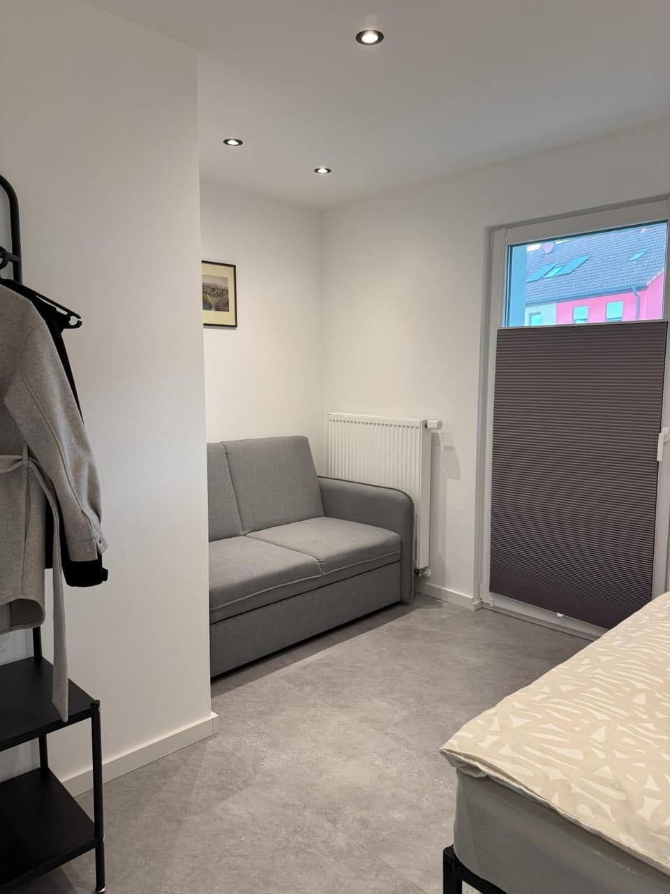 Bed, Seating area, Bedroom