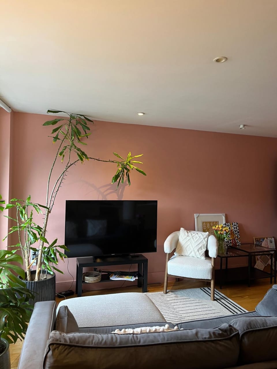 2 Bed, 2 Bath flat in Central London, Hosted by Laura Fellows Apartment in London Borough of Southwark