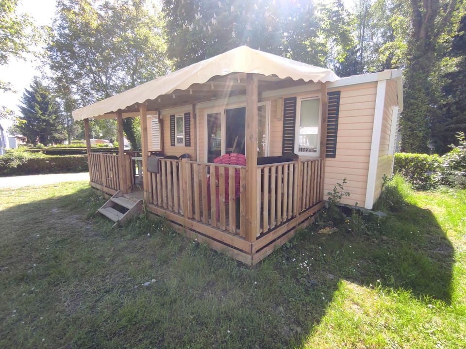 Property building, Patio